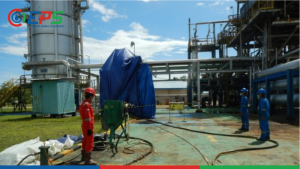 Pemasangan kembali peredam panas column shell dan pembersihan, sand blasting ulang dan pengecetan ulang