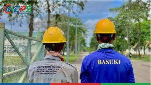 Pemasangan scaffolding dan insulasi boiler