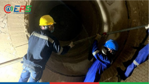 Pemasangan kembali material peredam panas ceramic fiber untuk furnace dengan menyediakan material dan scaffolding